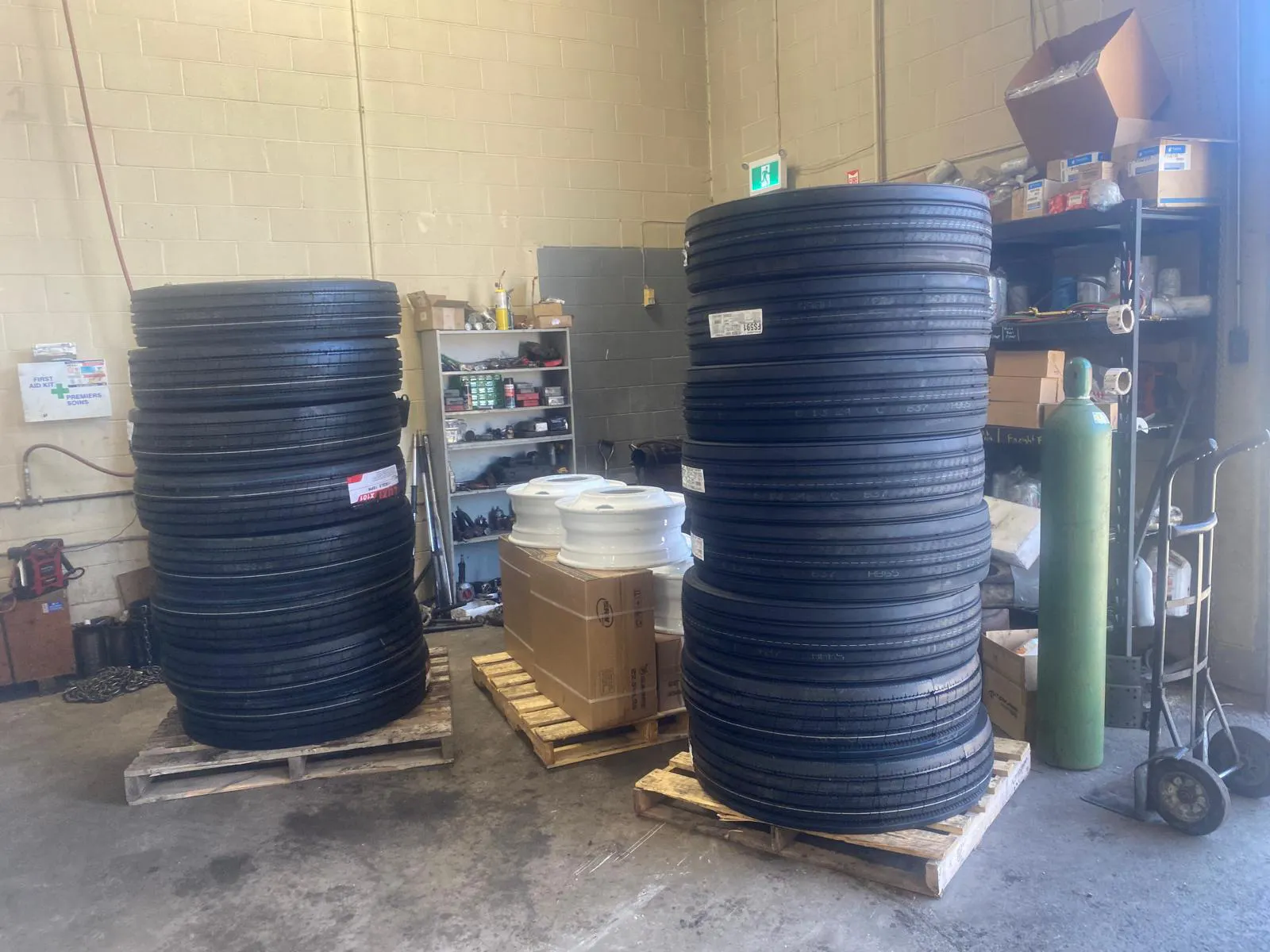 401-tire-and-truck-repair-services-in-canada