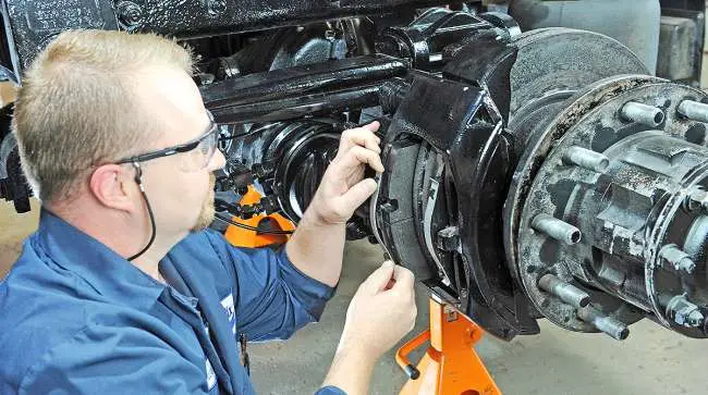 Suspension Maintenance Tips for Safe Driving on Ontario’s 401 Highway